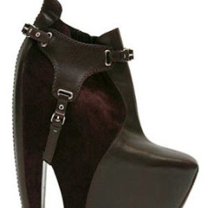 Balenciaga riding booties 2007